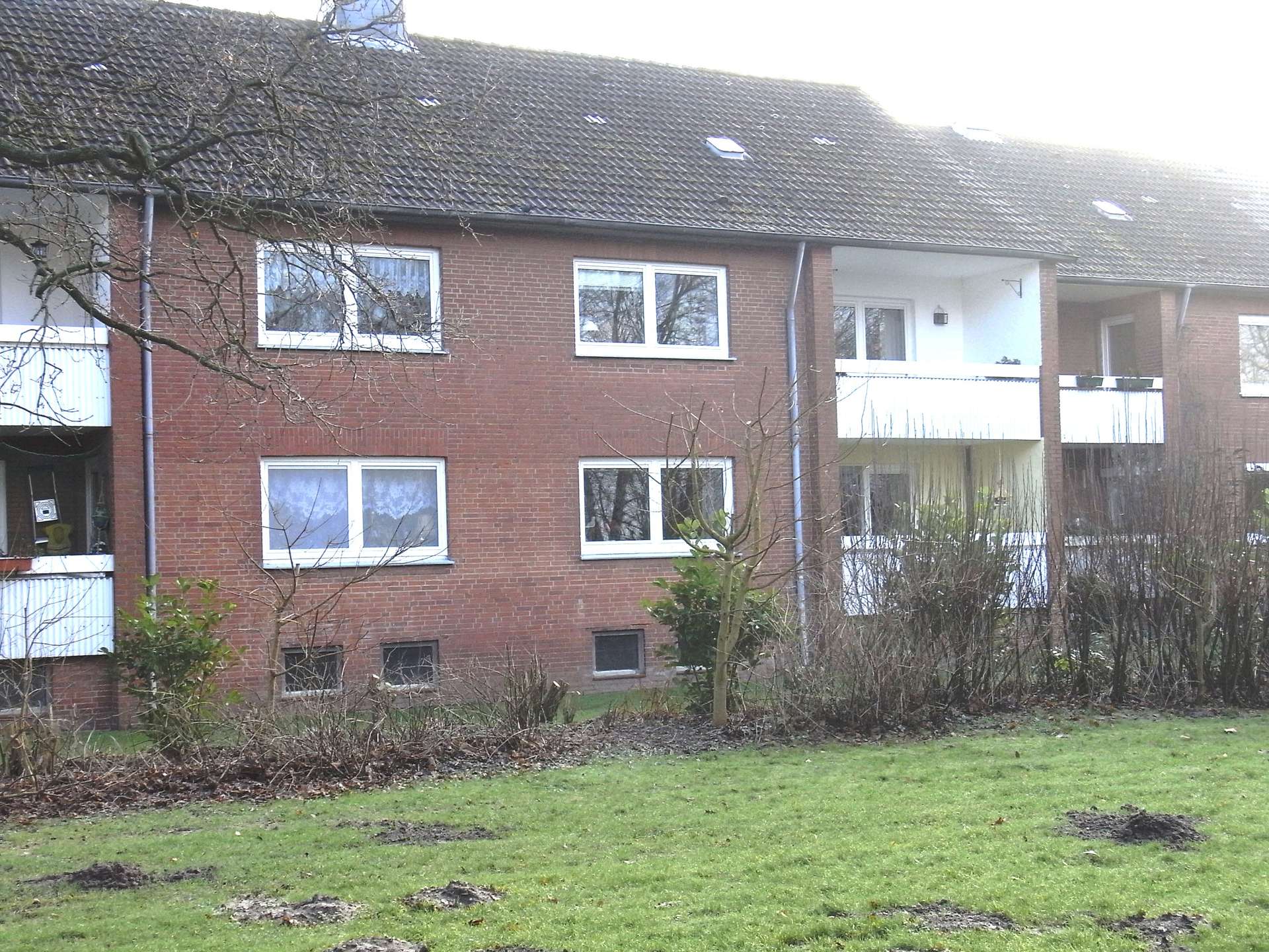 Eckernförde - Süd - Die süße Eigentumswohnung als Endwohnung im 1. OG mit Loggia